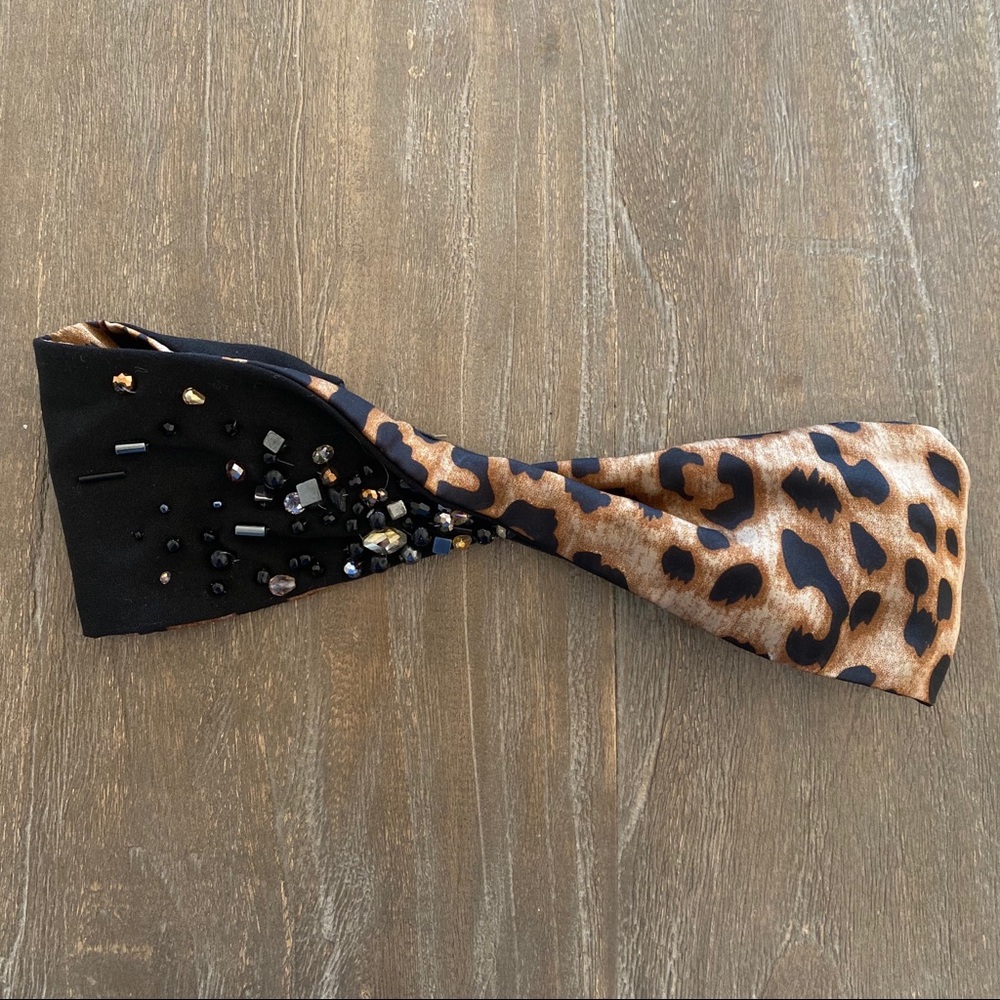 NEW! Chic Elastic Leopard Twisted Headband